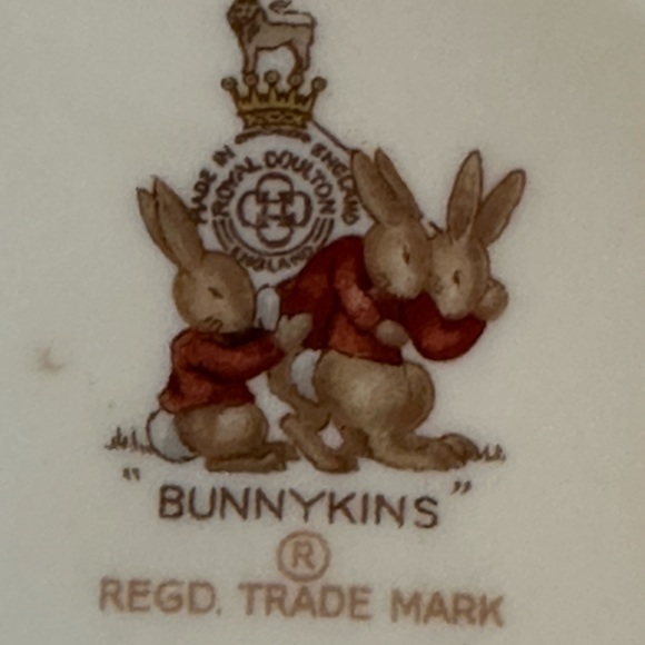 Royal Doulton Bunnykins Child’s Bowl Dish English Fine Bone China Gardening - Picture 4 of 5
